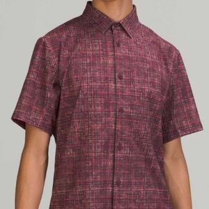 lululemon athletica Men's Dark Red Textured Shirt